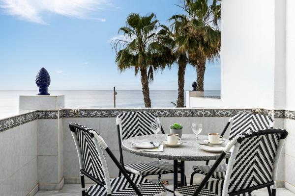Beachfront Apt Torrox Costa - Torrox Costa