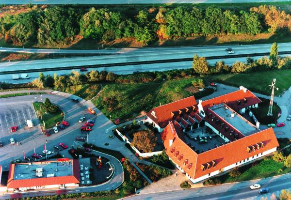 En la foto se muestra el objeto Motorest a Motel Rohlenka Austerlitz ubicado en la ciudad de Kovalovice.