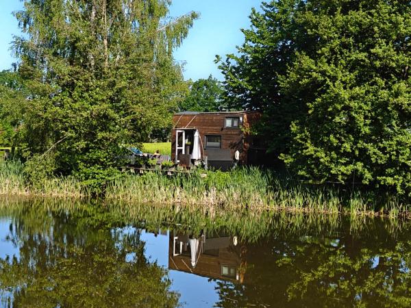 Tiny House Am Naturteich Mit Terrasse & Kamin - Für Bis Zu 5 Personen - Für Kurzentschlossene - Sachsen