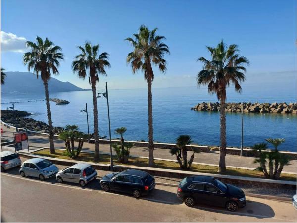 Appartamenti Lugrà Fronte Mare - Castellabate