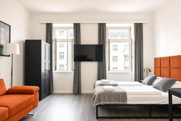 Foto 2: Modern & Cozy 1BR Apt for long Stay with TV & WiFi