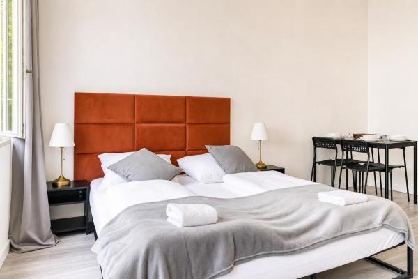 Foto 8: Modern & Cozy 1BR Apt for long Stay with TV & WiFi