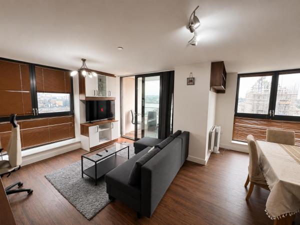London Riverside 2 Bed - Croydon