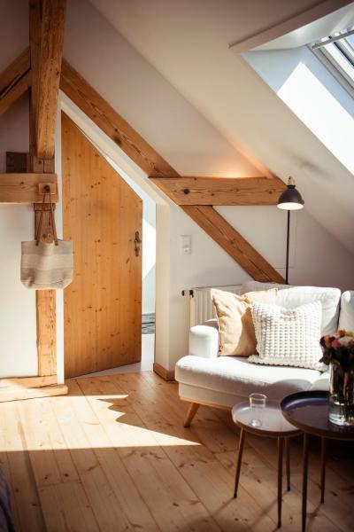 Dachglück Mit Wohlfühlangebot - Seeshaupt