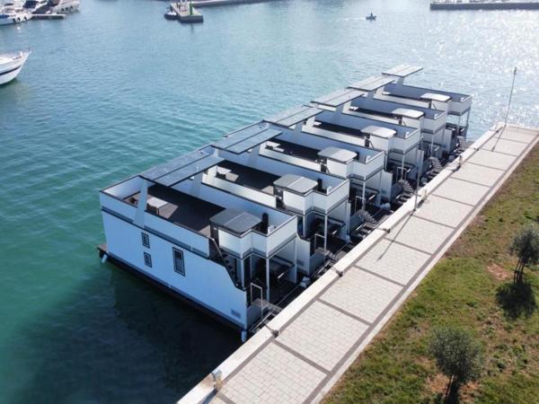 Dream Houseboat With Sea View And Hot Tub - Novigrad