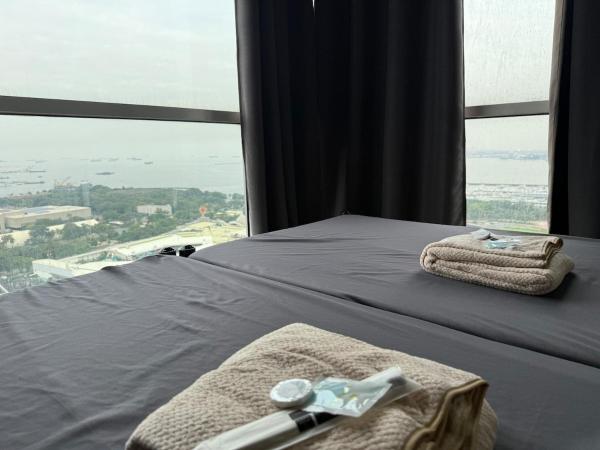 Staycation At Breeze Residences Pasay Near Moa, Star City And Picc - Manila
