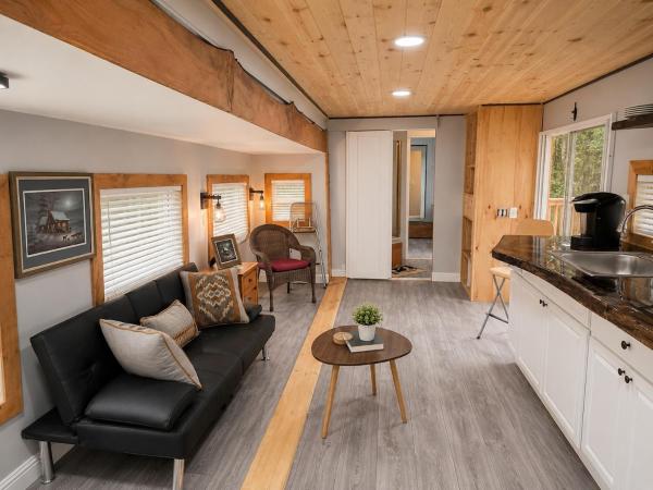 Cozy Mountain Cabin Near Cashiers -Hiking -Waterfalls -Wildlife -Views - North Carolina