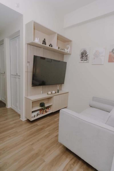 The Nordic Nook - Chic Studio Retreat With Ac Near Festive Walk - Iloílo