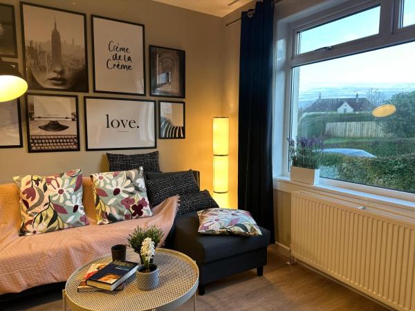 Cosy 2br Flat On Holly Street, Sleeps 8 - Paisley
