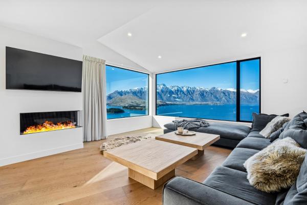 Aspen Ridge By Majordomo - Brand New 4-bedroom Villa - Queenstown