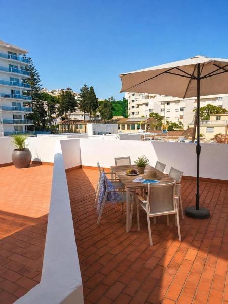 Modern Beach-side Appart In Carihuela Torremolinos - Torremolinos