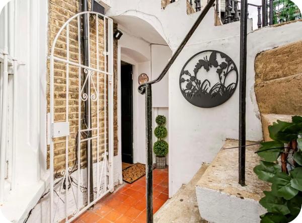 Flat In Central London, St Pancras, Angel, And Farringdon - Bromley