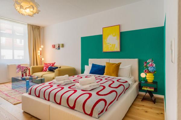 Großzügiges Design Apartment I 2 Schlafzimmer I Ruhig In Dritter Etage I Dresden Neustadt - Dresden