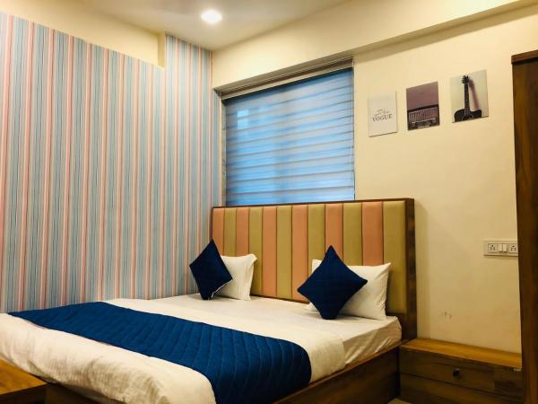 Krishna Hotel Gandhinagar - Gandhinagar