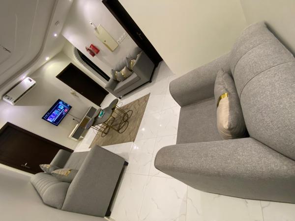 شقة مميزة بثلاث غرف نوم وحمامين وصالة ومطبخ في الحمدانية J6 - Jeddah