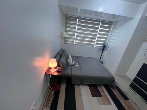 Shore Residences Two Bedroom Apartment By Caitlin - Manila