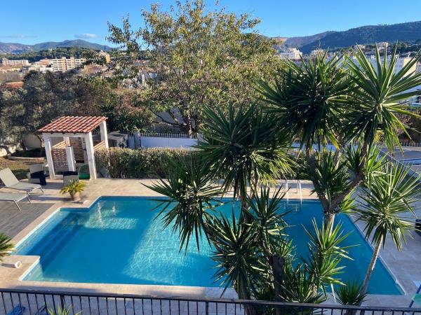 Cosy Appartement En Villa - Jardin & Piscine - 4 Personnes - Plage du Bestouan