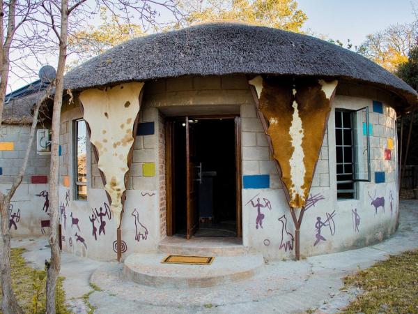 Abathwa Resort - Zimbabwe