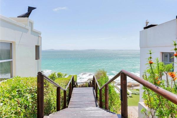 Coastal Retreat & Sea Views - Langebaan
