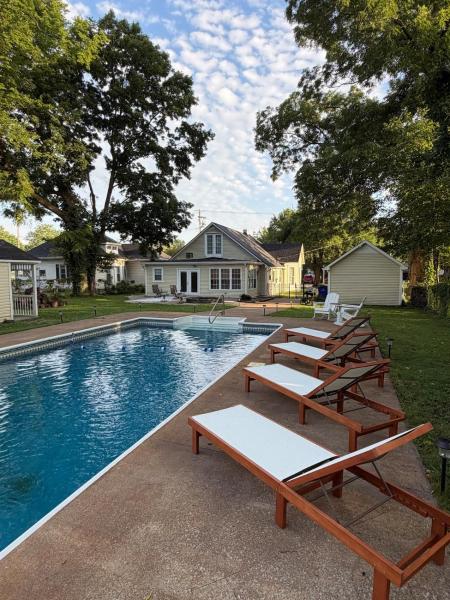 Spacious Home With In Ground Pool In Russellville - Kentucky