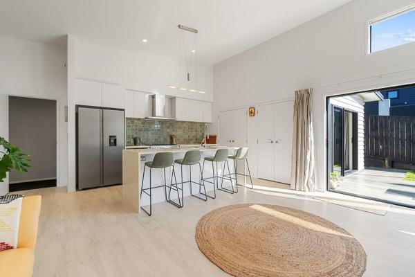 Sun Kissed Stays - Pet Friendly - Papamoa