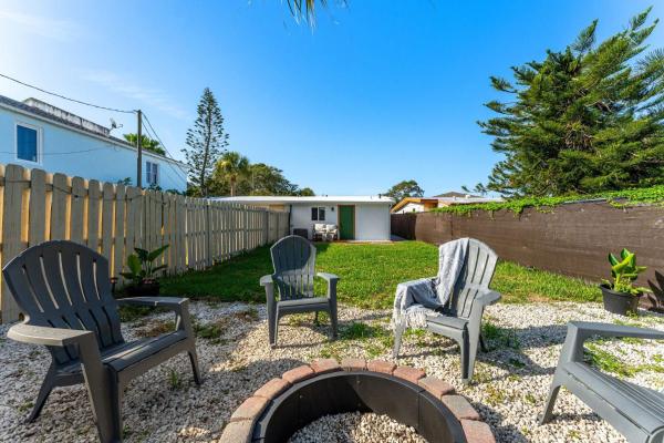 116 Lincoln Ave - Cape Canaveral, FL