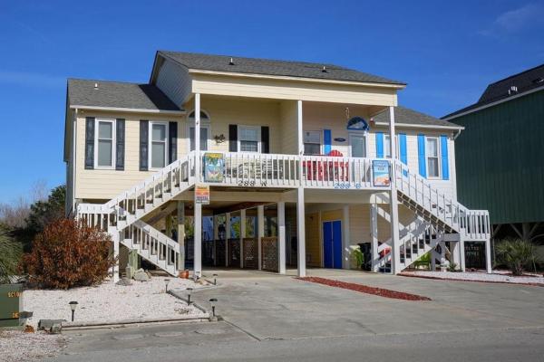 Toadally Relaxin' Townhouse - Oak Island, NC