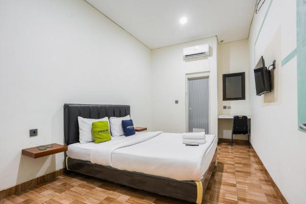 Urbanview Hotel Aloevera Pontianak By Reddoorz - Pontianak
