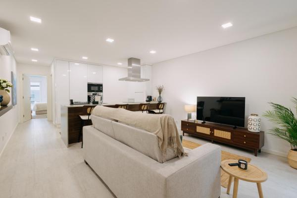 Clarity Beach House - Modern Apartment - Maiorca