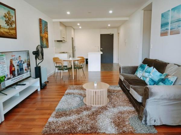 Dee Why 2br Apartment Near Beach & Shops - Collaroy