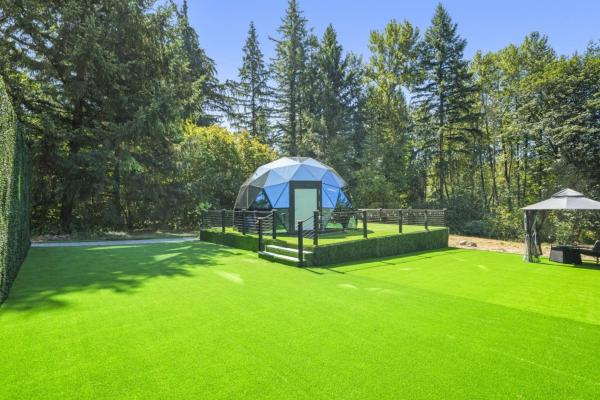 Glass Dome With Private Sauna And Forest Views - Issaquah, WA