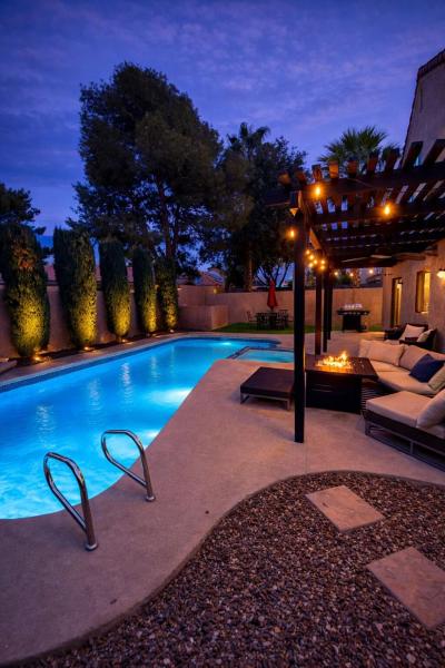 Vegas Heated Pool - Spa Oasis, 15 Min To Strip - Las Vegas, NV