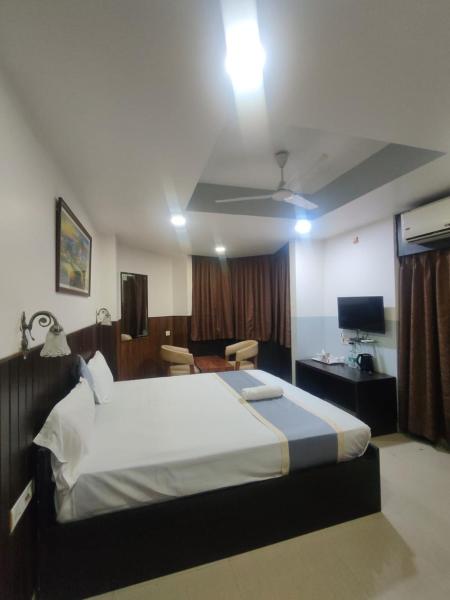 Hotel Puhor Pine Inn - Meghalaya
