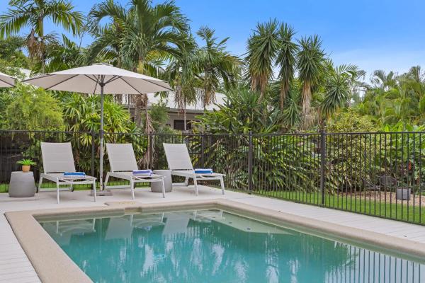 Cove Retreat - Palm Cove - Heated Pool - Pet Friendly - Cairns