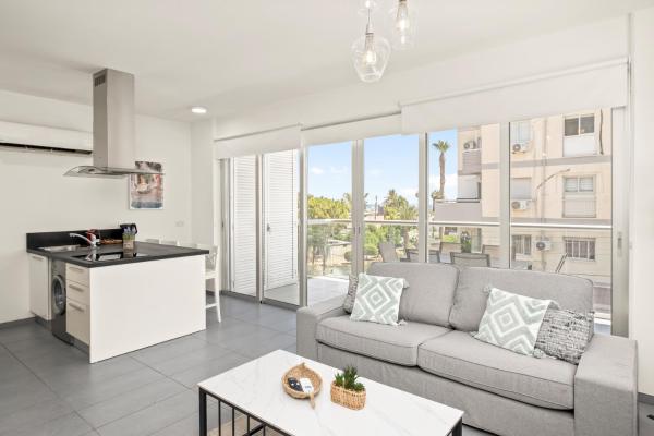 Mackenzie Urban 2 Bedroom Suites - Larnaca