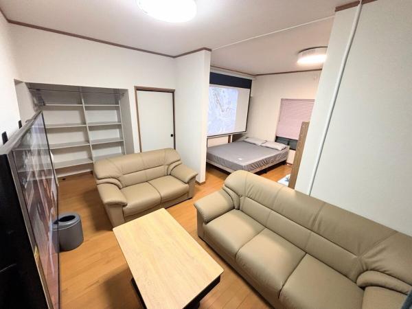 小江戸東の宿川越まで車で12分 大型プロジェクターあり - 川越市