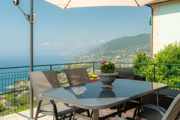 Breathtaking Sea View -Terrace & Parking - Camogli