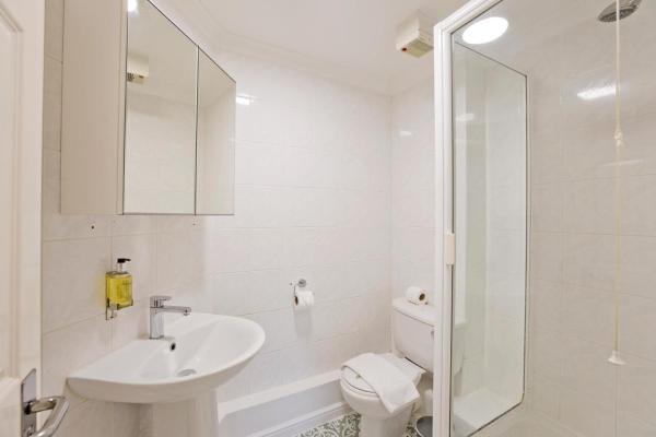 Imperial Meridian Place Apartment - Greenwich