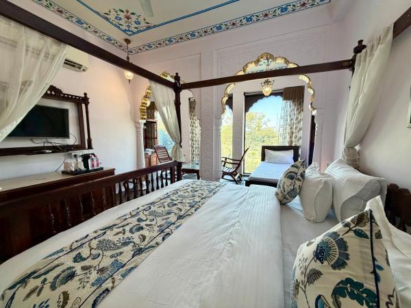 Grand Heritage Haveli - Jaipur