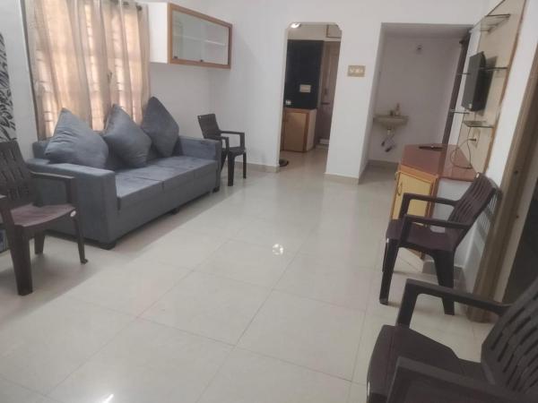 Newly Built Spacious 2bhk Near Railway Station And Bus Stand With Fully Functional Kitchen And Car Parking - Tirupati