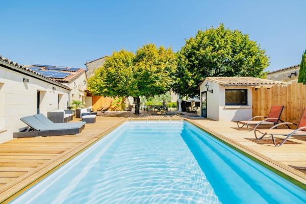 Saltwater Pool, Ac, Spa & 6 Large Bedrooms - リブルヌ