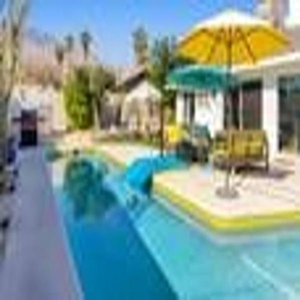 Luxury Palm Springs Home With Pool - Palm Springs, CA