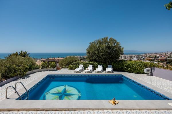 Villa Botanic With Pool, Ping Pong And Fireplace - Rincón de la Victoria
