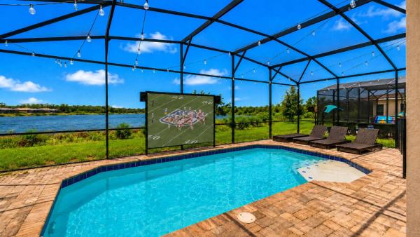 Lakefront Villa With Pool At Balmoral Resort - Winter Haven, FL