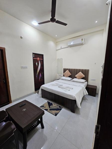 Siyara Hotel - Jabalpur