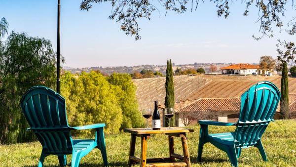 46 West Walnut Hill By Avantstay - Templeton, CA