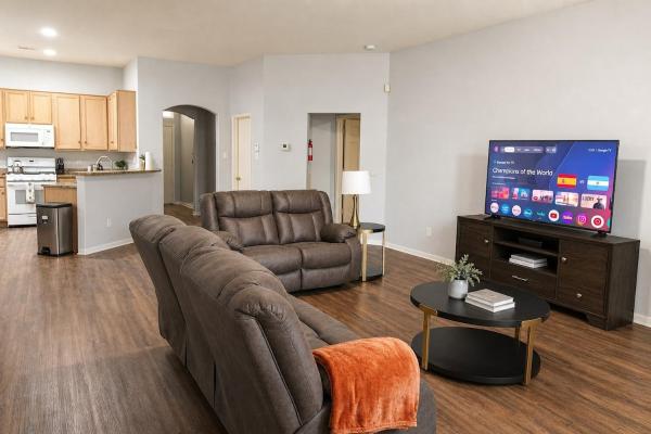 North Houston Abode 3 Beds 2 Baths Sleeps 8 - Houston, TX