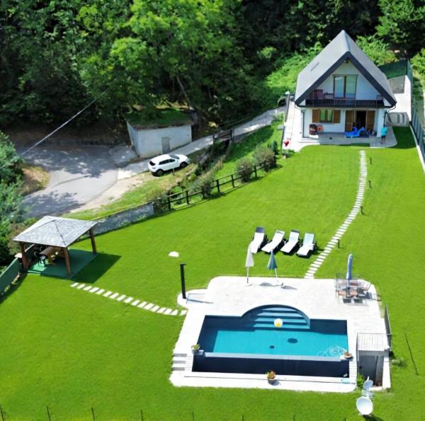 Chalet Stazzona, Casa A Punta, Vista Meravigliosa - Lake Como