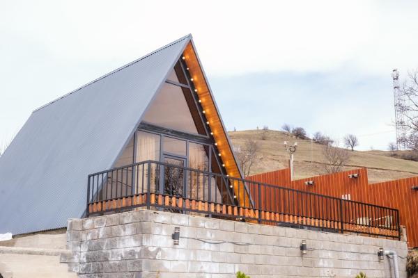 Triangle House - Armenia