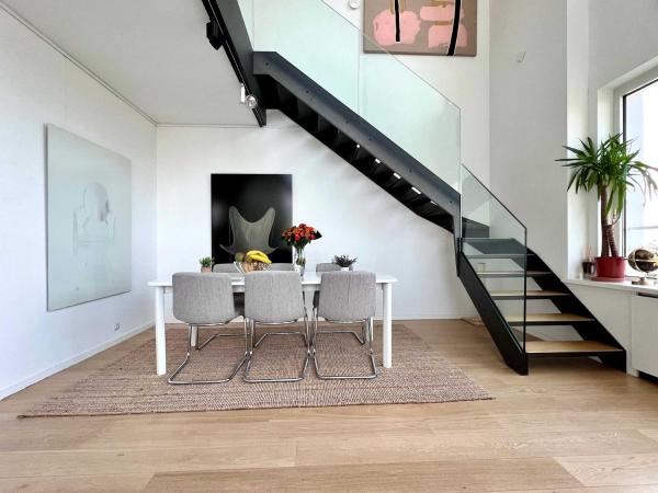 Room Suite Penthouse Brussels Skyline Suite 220 M2 Suite Room Of Refined Elegance Room Suite - Schaerbeek